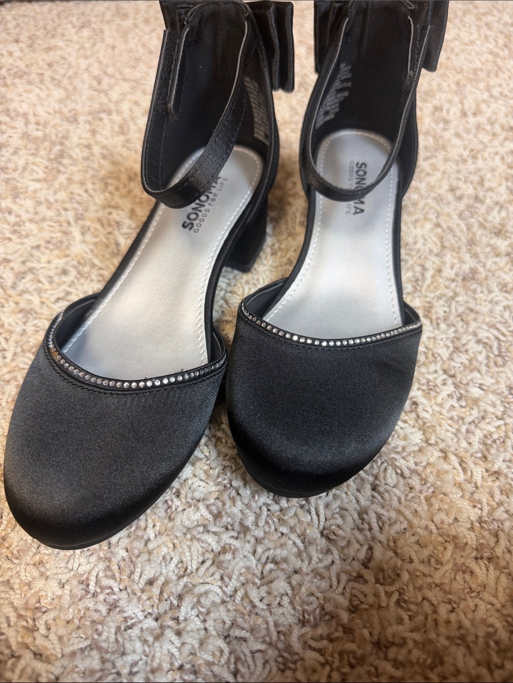 Sonoma Black Satin Rhinestone Bow Heels Size 6 Ankle Strap